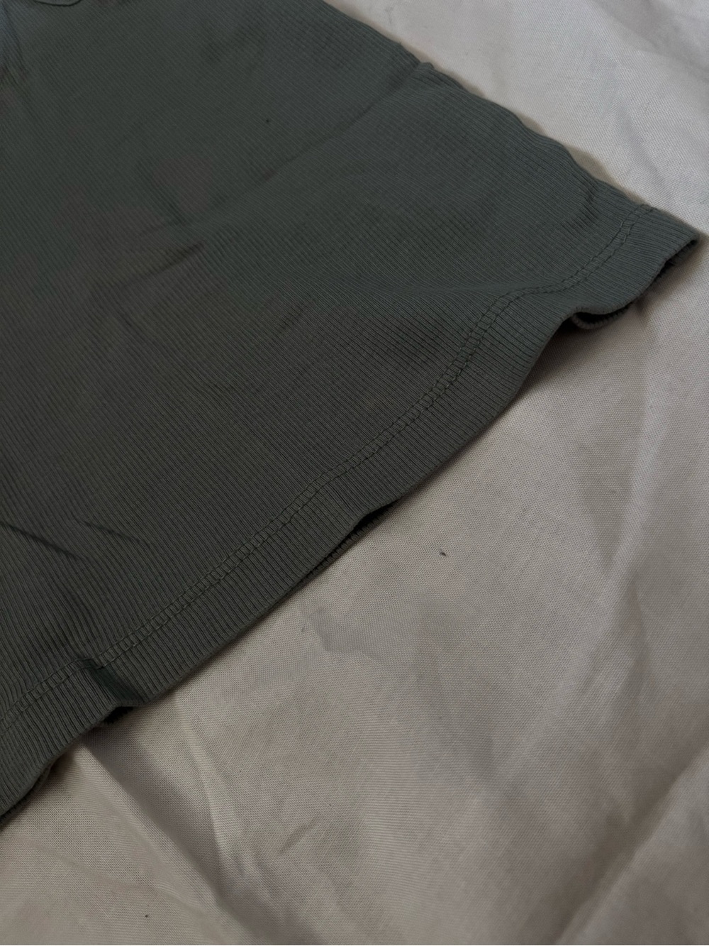 H&M Olive Green Ribbed Tank Top - Picture 6 of 8